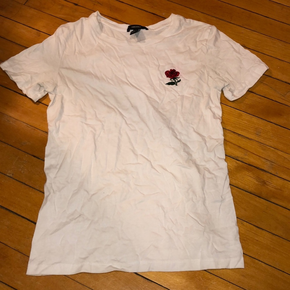 White rose tee